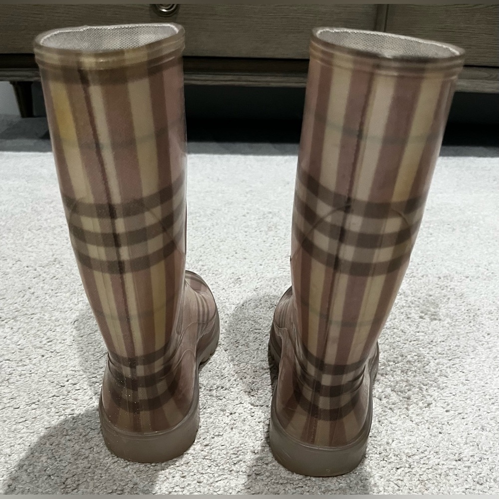 Burberry Nova Check Pink Rain Boots, Women’s Size 36, US 6, Made in Italy - Picture 4 of 9